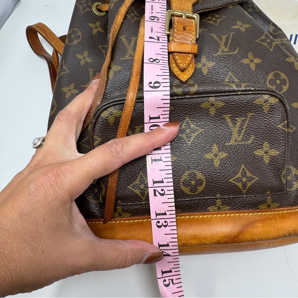 Louis Vuitton Monogram Canvas Montsouris Backpack MM Brown - Picture 4 of 16